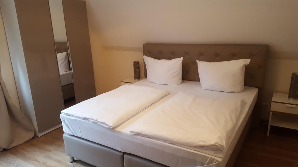Hotel Ravene Cochem Esterno foto